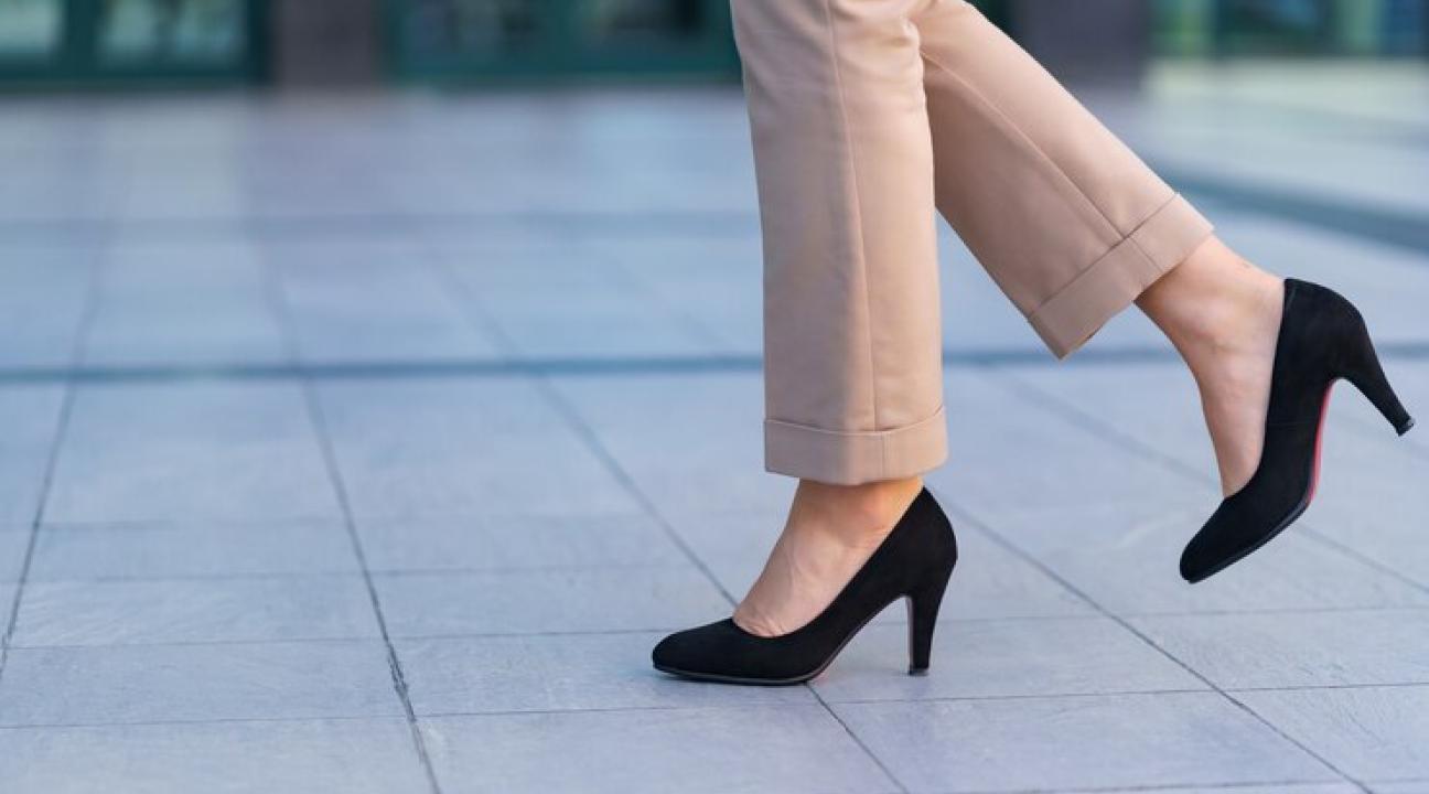 Jakie buty do biura wybrać? Modne i wygodne propozycje